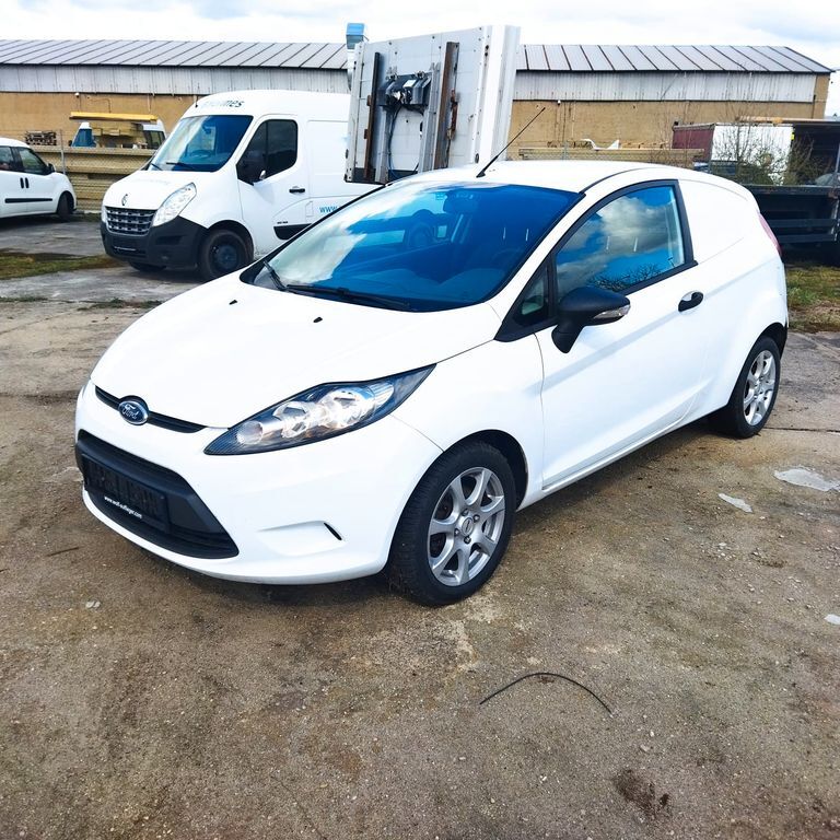 Ford Fiesta 168.880 km 2.856 € Forst 03149