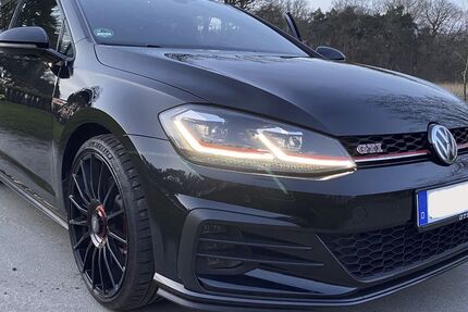 VW Golf 102.000 km 21.000 &euro; Espelkamp 32339