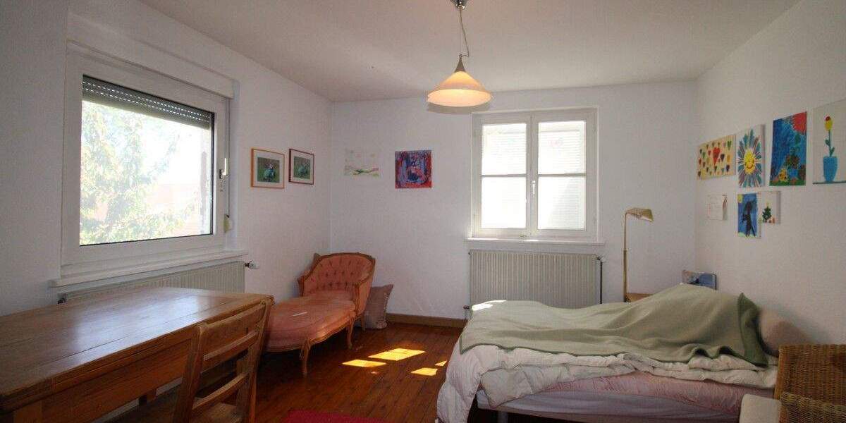 Etagenwohnung Gallmersgarten - 9 Zimmer, 286 m&sup2;, 249.000&euro; | Angebot:25677589