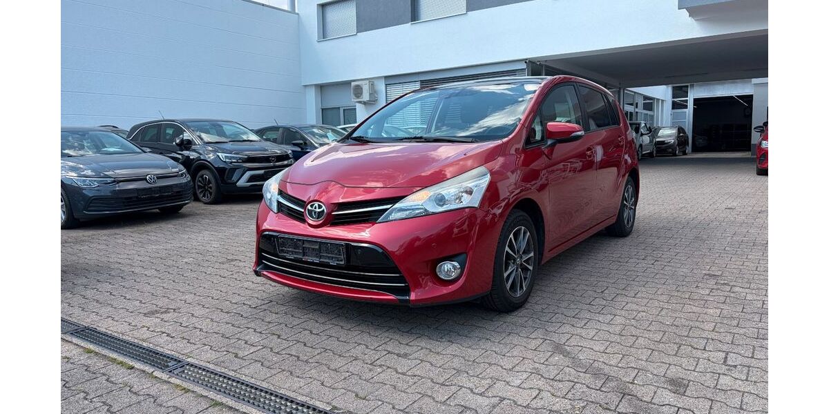 Toyota Verso 173.807 km 7.995 &euro; Stuttgart 70597