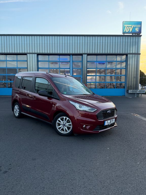 Ford Tourneo Connect 114.000 km 15.300 € Offenbach am Main 63071