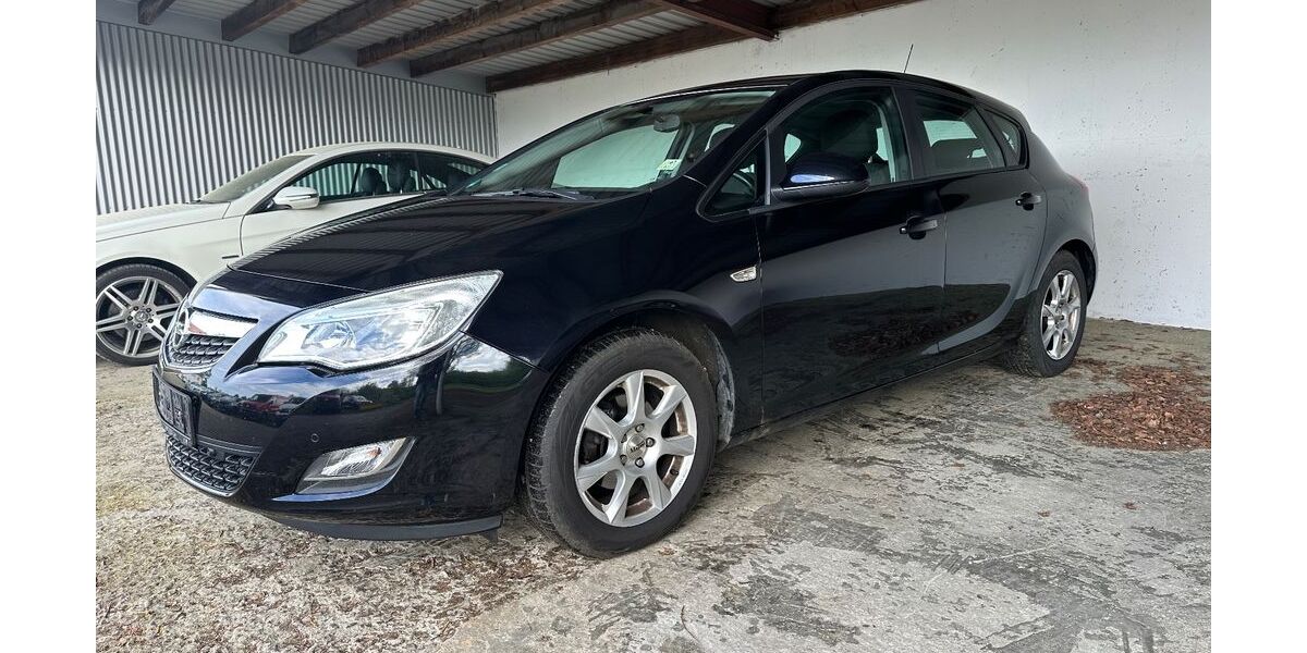 Opel Astra 129.000 km 4.000 &euro; Deißlingen 78652