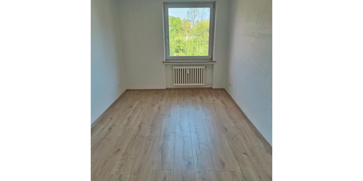 Etagenwohnung Bremen Neustadt - 4 Zimmer, 97 m&sup2;, 1.100&euro; | Angebot:26359801