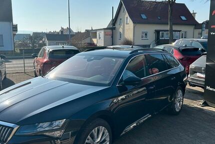 Skoda Superb 61.860 km 25.790 &euro; Höxter - Albaxen 37671