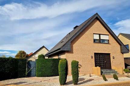 Haus zum Kaufen in Neuenkirchen 378.000 € 135 m² 6 zimmer