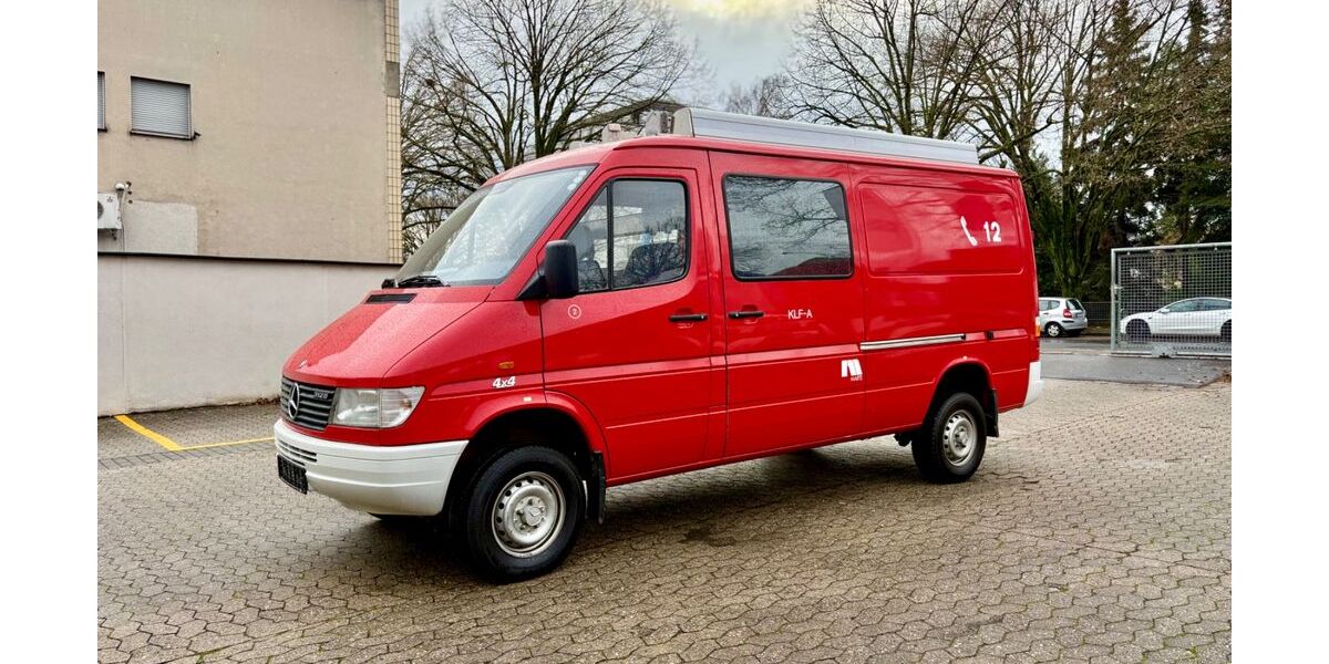 Mercedes-Benz Sprinter 15.700 km 23.900 &euro; Frankfurt am Main 60388