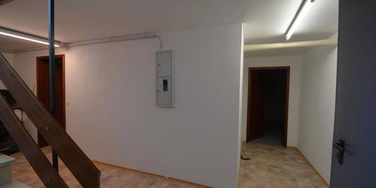 Bungalow Feusdorf - 6 Zimmer, 160 m&sup2;, 295.000&euro; | Angebot:26344052