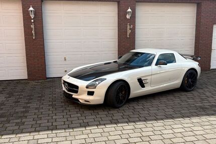 Mercedes-Benz SLS AMG 12.485 km 329.000 &euro; Cottbus 03042