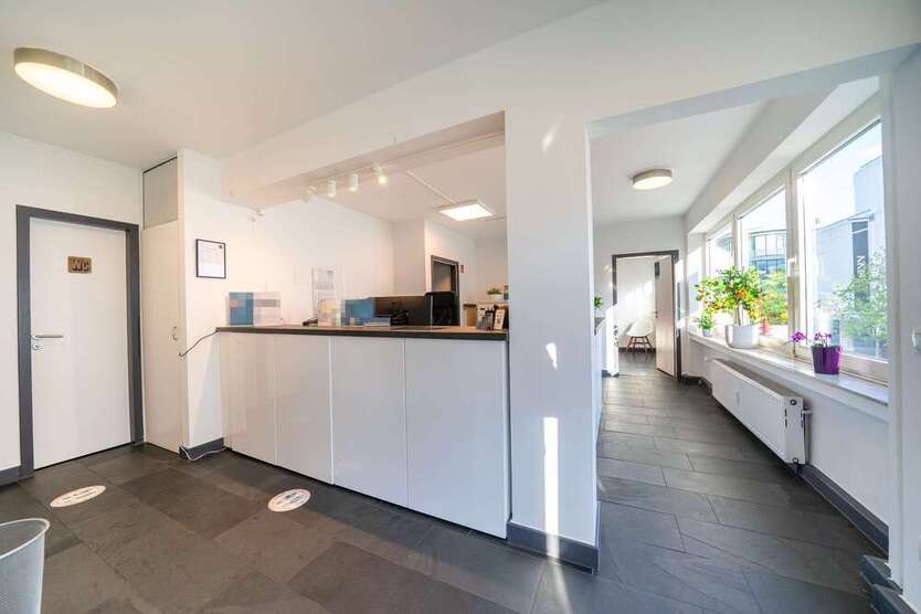 Büro in Brühl 1.200 € 125 m²