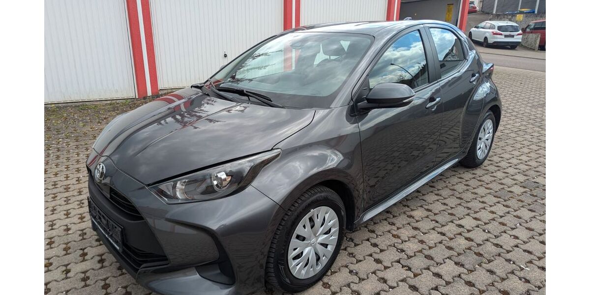 Toyota Yaris 57.000 km 12.990 &euro; Völklingen 66333