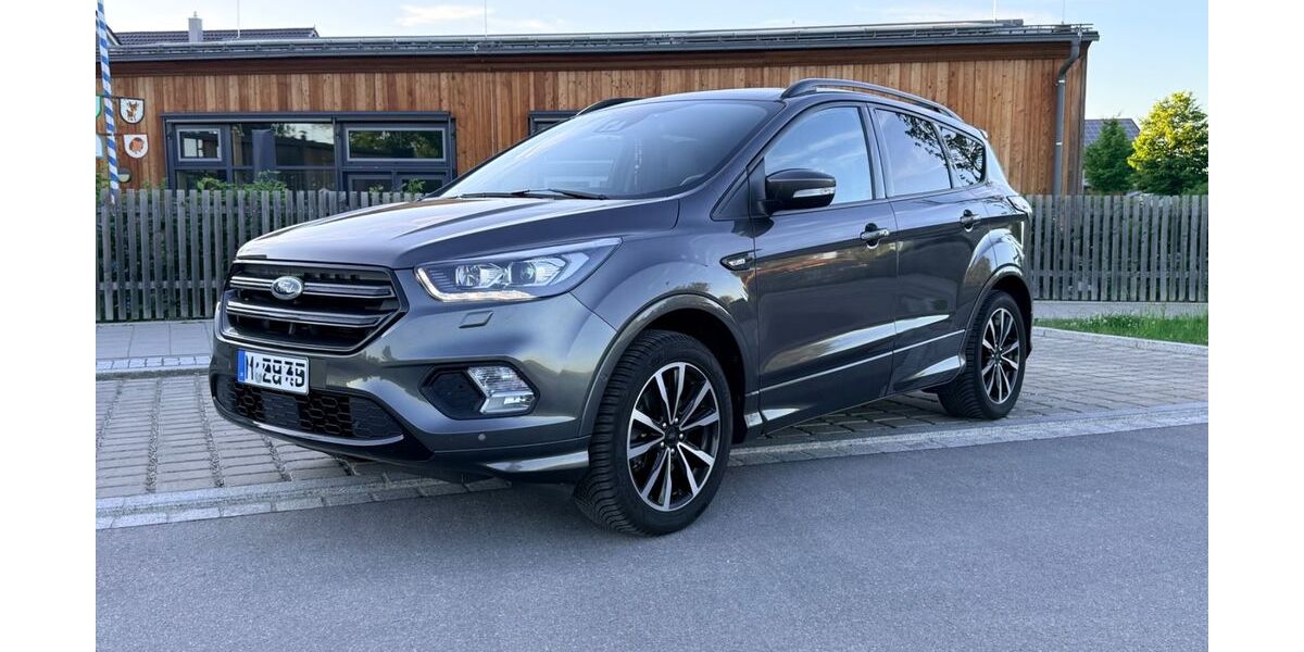 Ford Kuga 83.000 km 16.800 &euro; Siegertsbrunn 85635