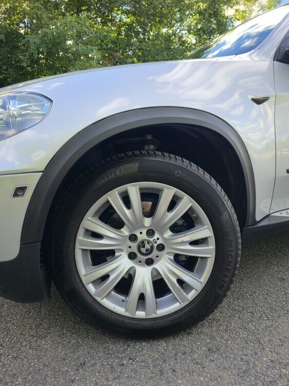 BMW X5 249.999 km 17.900 € Regensburg 93019