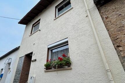Haus Flonheim - 4 Zimmer, 115 m&sup2;, 145.000&euro; | Angebot:26461890