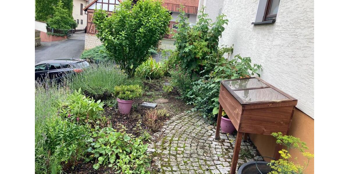 Einfamilienhaus Marburg - 5 Zimmer, 150 m&sup2;, 1.550&euro; | Angebot:26153606
