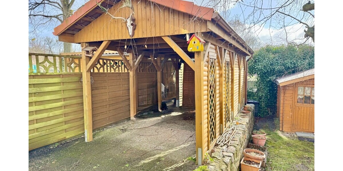 HORN IMMOBILIEN ++ RESERVIERT! interessantes Haus in Neustrelitz ruhige und historische Lage - Reihenmittelhaus Neustrelitz | Angebot:26199634