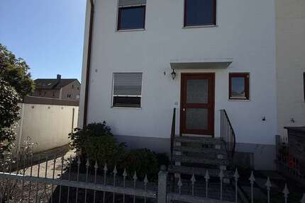 Haus zum Kaufen in Höchstadt an der Aisch 349.000 € 102 m² 4 zimmer