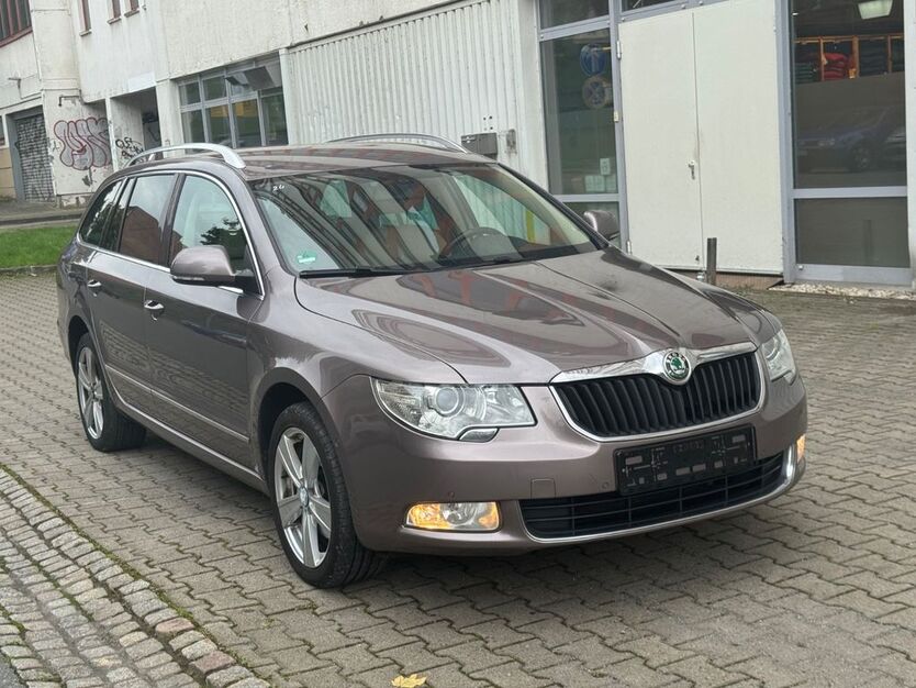 Skoda Superb 225.000 km 4.899 € Chemnitz 09120