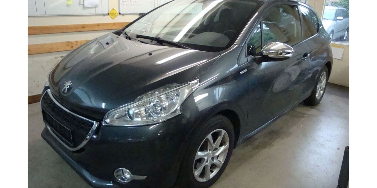 Peugeot 208 117.600 km 3.999 &euro; Lorsch 64653