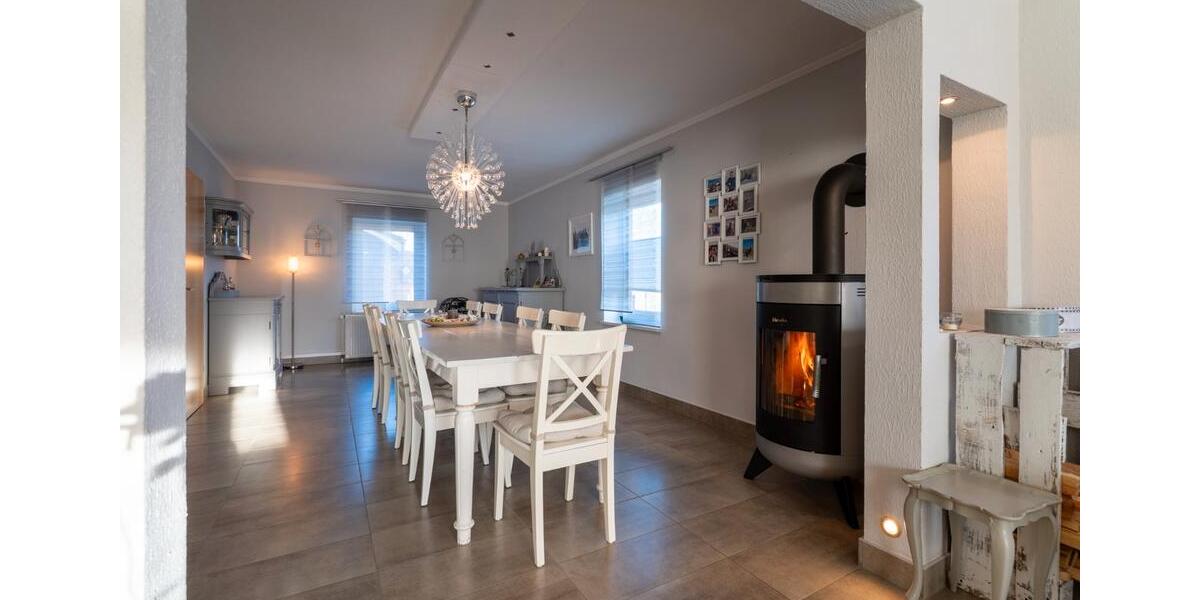 Einfamilienhaus Neukirchen - 6 Zimmer, 161 m&sup2;, 455.000&euro; | Angebot:26800469