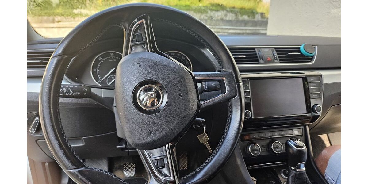 Skoda Superb 330.000 km 9.200 &euro; Furth 84095