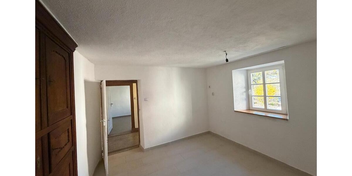 Bauernhaus, Landhaus Rittersdorf - 9 Zimmer, 149 m&sup2;, 980&euro; | Angebot:26088854