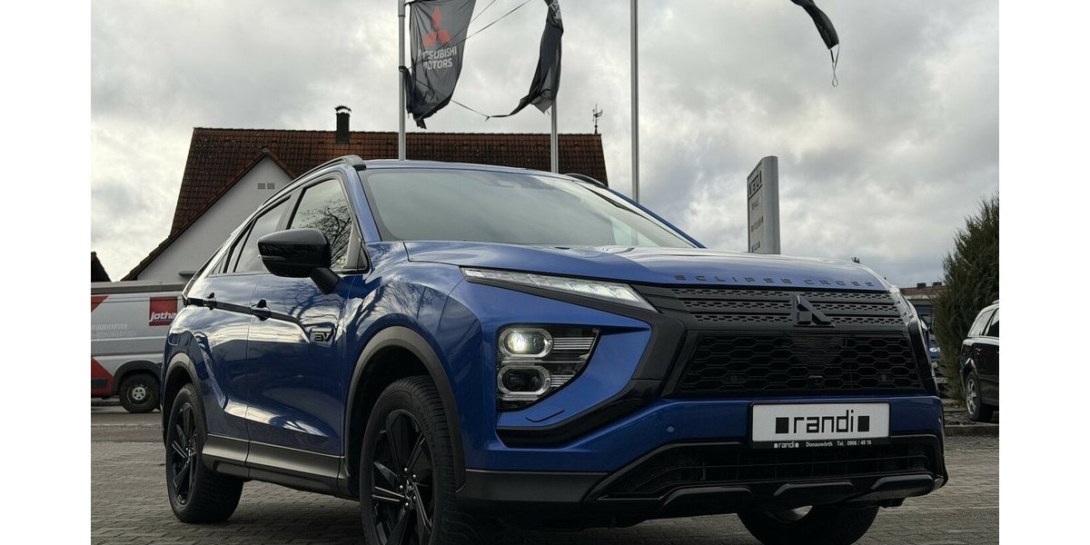 Mitsubishi Eclipse Cross Plus Select Black Hybrid 4WD 15.700 km 26.480 &euro; Donauwörth 86609
