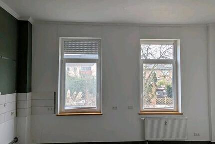 Wohnung Halle - 4 Zimmer, 120 m&sup2;, 1.310&euro; | Angebot:26315861