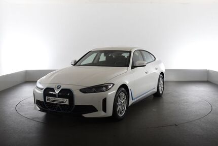 BMW i4 74.244 km 32.790 &euro; Aachen 52078