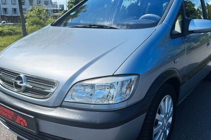 Opel Zafira 167.608 km 4.400 &euro; Leipzig 04129