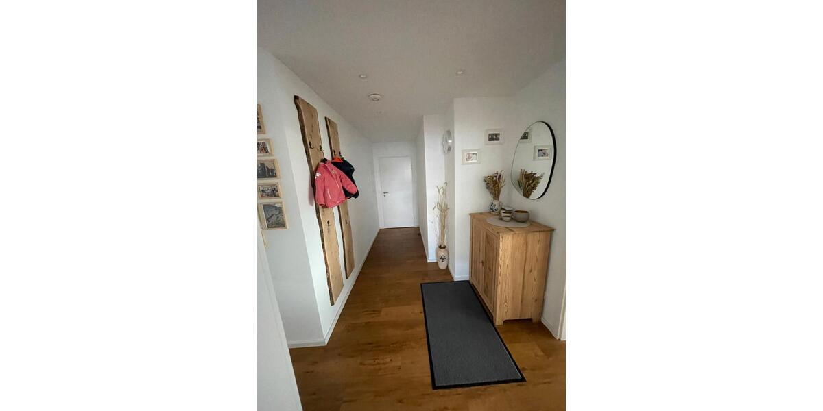 Etagenwohnung Radolfzell am Bodensee - 6.5 Zimmer, 160 m&sup2;, 760.000&euro; | Angebot:27120848