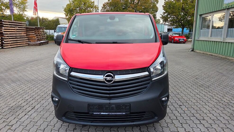Opel Vivaro 210.103 km 7.500 € Neutraubling 93073