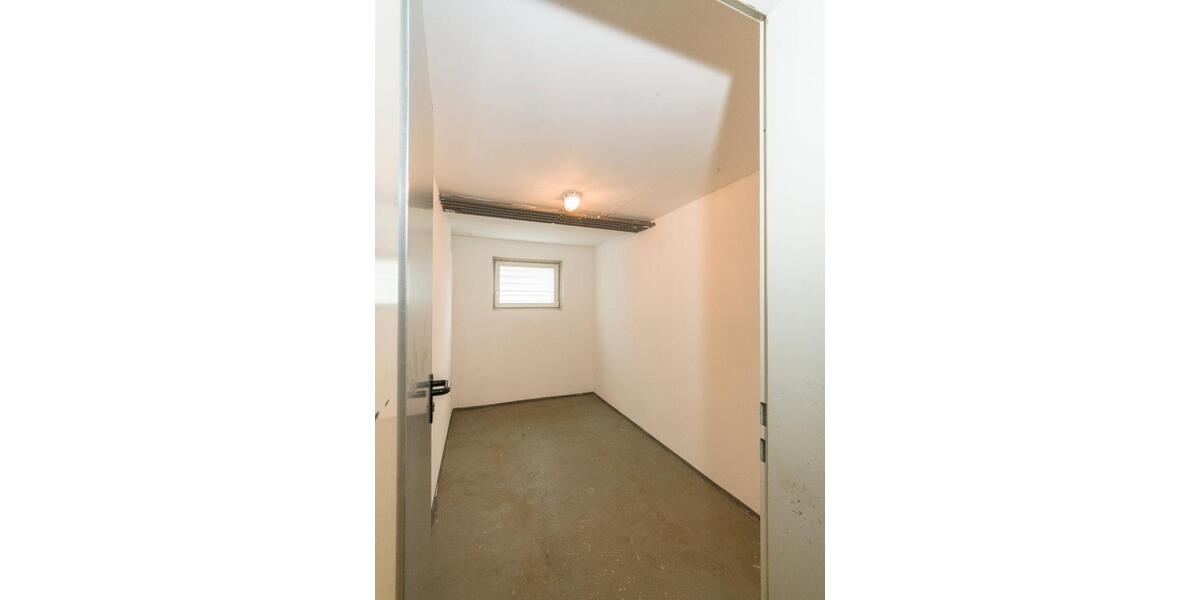 Hochparterre Saarbrücken West - 3 Zimmer, 75 m&sup2;, 179.000&euro; | Angebot:27003124