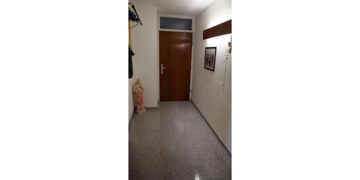 Etagenwohnung Reutlingen Orschel-Hagen - 3.5 Zimmer, 98 m&sup2;, 1.150&euro; | Angebot:26615325