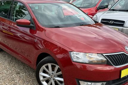 Skoda Rapid 98.196 km 7.490 &euro; Berlin 13089