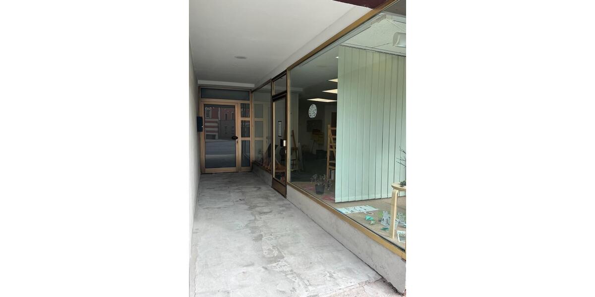 Mehrfamilienhaus, Wohnhaus Selb - 8 Zimmer, 268 m&sup2;, 195.000&euro; | Angebot:26988233