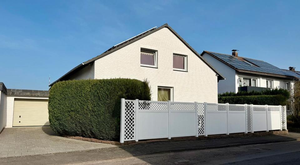 Einfamilienhaus Beverungen - 13 Zimmer, 258 m&sup2;, 235.000&euro; | Angebot:26226576