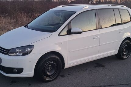 VW Touran 162.000 km 9.750 &euro; Harztor 99768