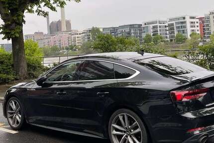 Audi A5 142.100 km 22.700 &euro; Frankfurt am Main 60437