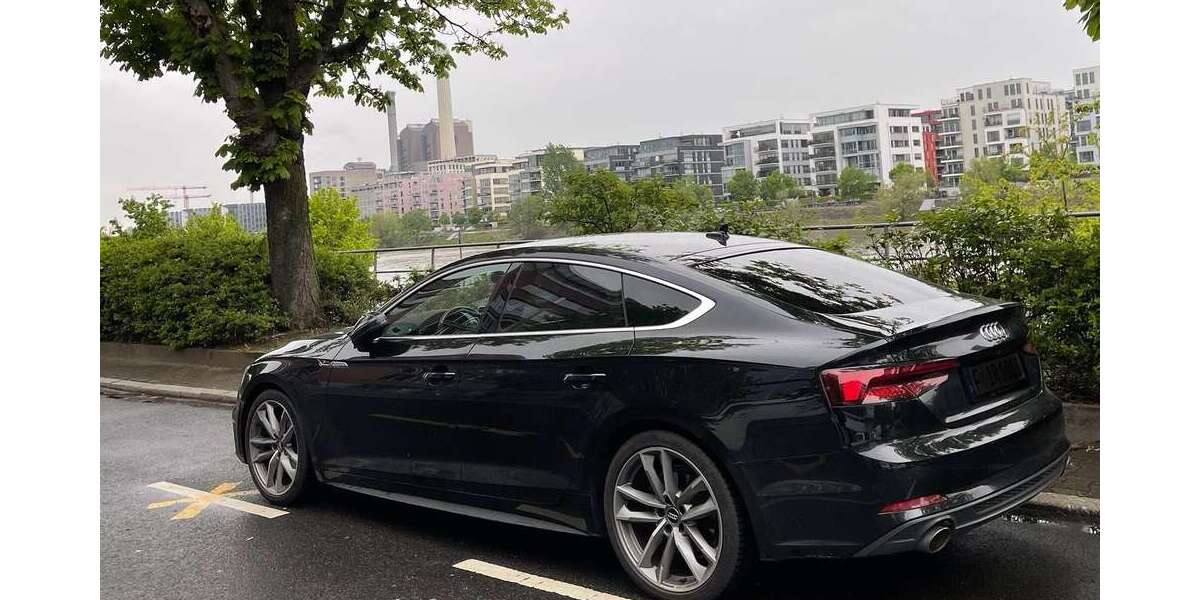 Audi A5 142.100 km 22.700 &euro; Frankfurt am Main 60437