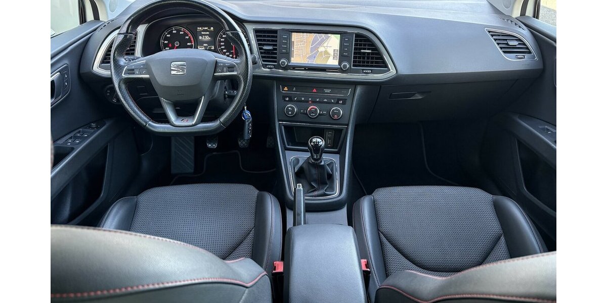 Seat Leon 1.8 ST FR NAVIGATION/SITZHEIZUNG/KLIMAx2 139.535 km 9.900 &euro; Villingen-Schwenningen 78054