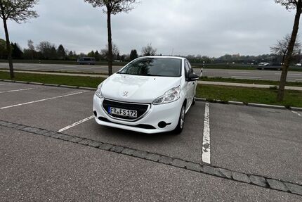 Peugeot 208 113.000 km 4.000 &euro; Augsburg 86163