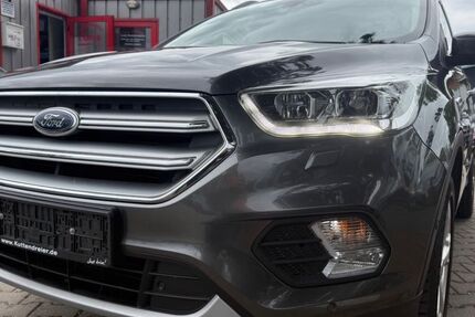 Ford Kuga 163.000 km 8.999 &euro; München 81243