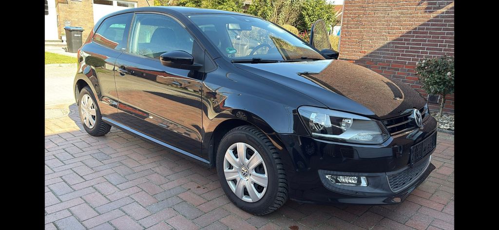 VW Polo 86.500 km 8.700 &euro; Jever 26441