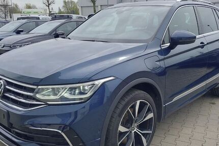 VW Tiguan 155.805 km 23.990 &euro; München 81243