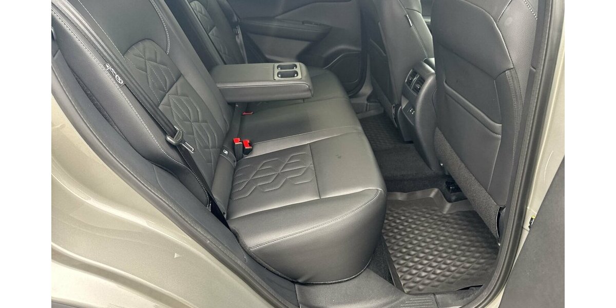 Nissan Qashqai Tekna XTronic *Navi/LED/el. Heckklappe/360 13.122 km 28.690 &euro; Bamberg 96052
