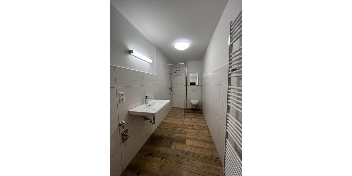 Etagenwohnung Schneeberg - 3 Zimmer, 82 m&sup2;, 685&euro; | Angebot:25351026