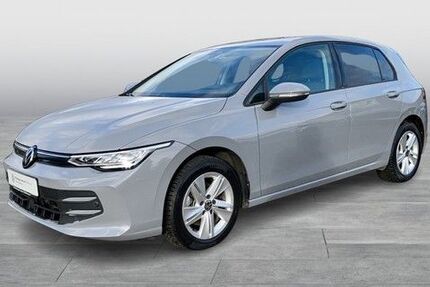 VW Golf 33.698 km 26.979 &euro; Oldenburg 26135