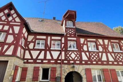 Haus Altdorf bei Nürnberg Altdorf - 6 Zimmer, 150 m&sup2;, 225.000&euro; | Angebot:25357572