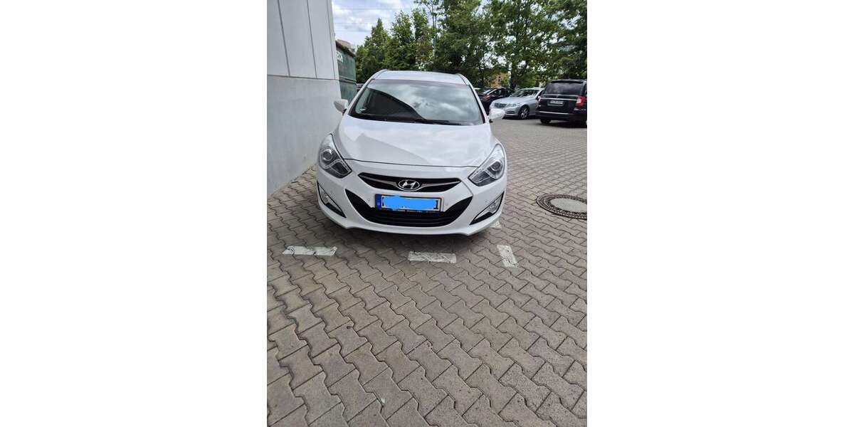 Hyundai i40 136.000 km 7.000 &euro; Kronberg (Kronberg im Taunus) 61476