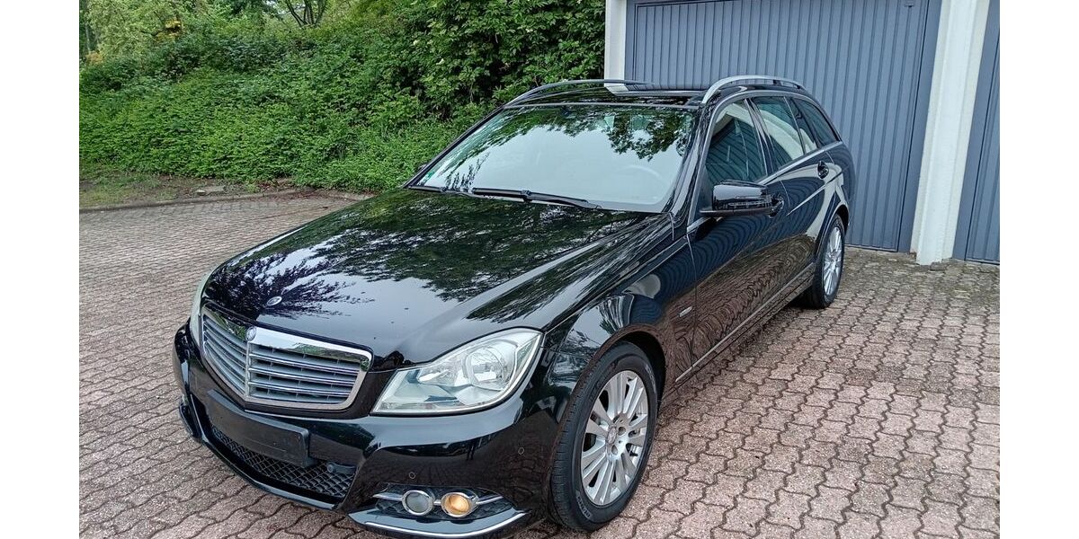 Mercedes-Benz C 250 159.000 km 9.800 &euro; Recklinghausen 45659